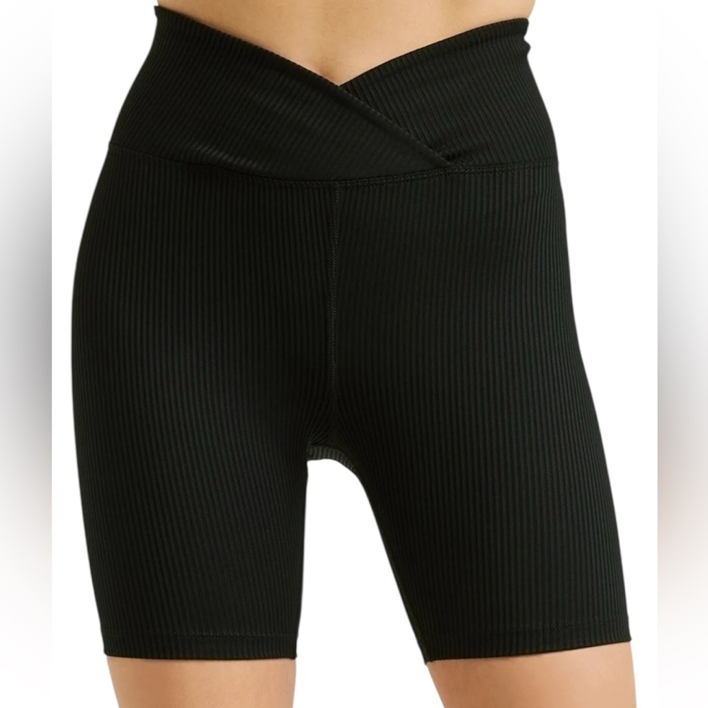 Year of ours ribbed V waist bike shorts Black size Small